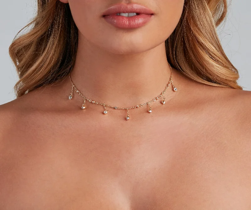 Take Advantage Reign In Charm Rhinestone Choker