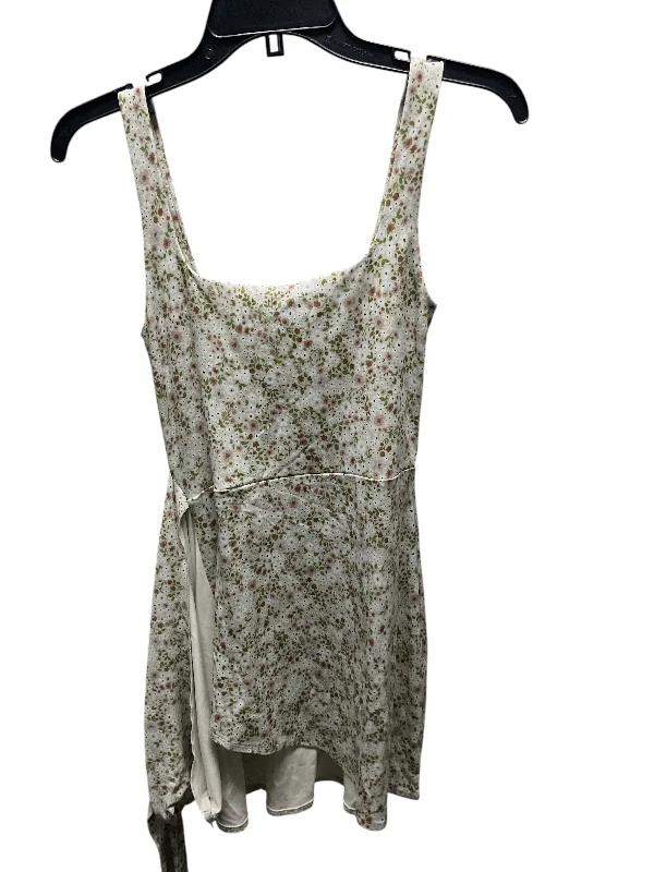 Loyalty Reward Dress Casual Short By Wilfred In Floral Print, Size: S