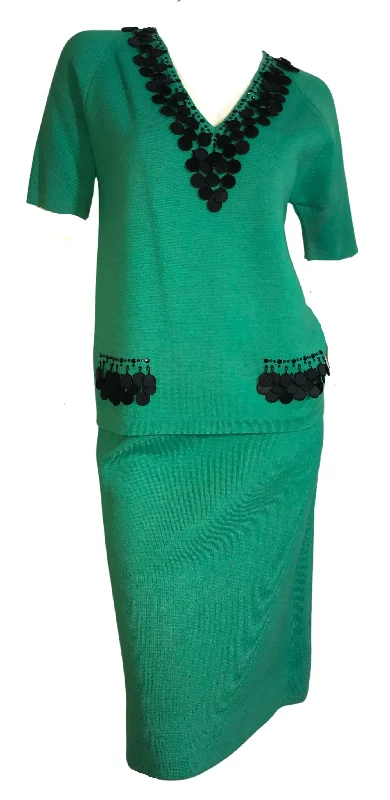 Price Reduction Kelly Green Italian Wool Knit 2 Pc Dress Set with Black Wooden Beads circa 1960s