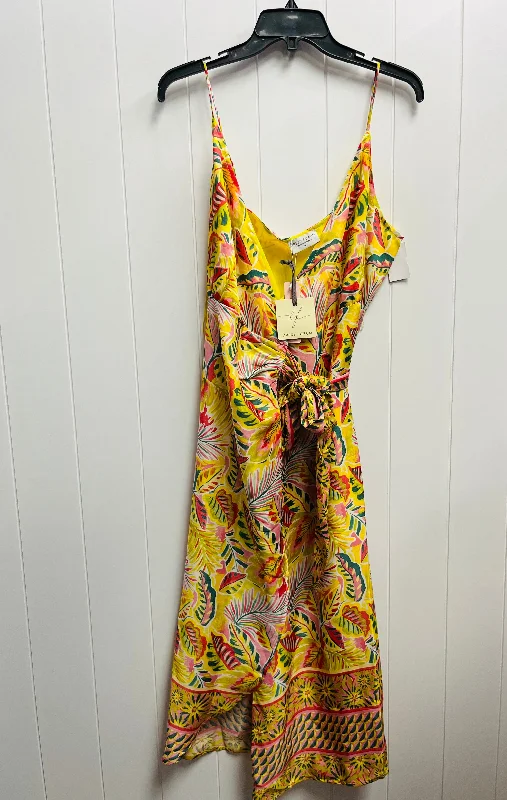 Special Promotion Dress Casual Short By Dress Forum In Red & Yellow, Size: M