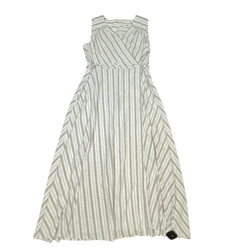 Price Reduction Dress Casual Maxi By Calvin Klein In Grey & White, Size: Xl