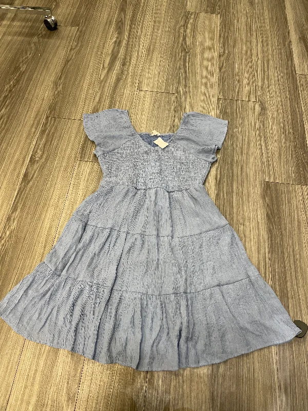 Best Bargains Dress Casual Short By Chicsoul In Blue, Size: 1x
