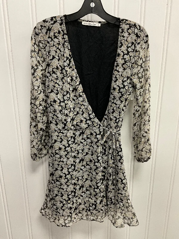 Exclusive Online Offer Dress Casual Short By Abercrombie And Fitch In Floral Print, Size: S