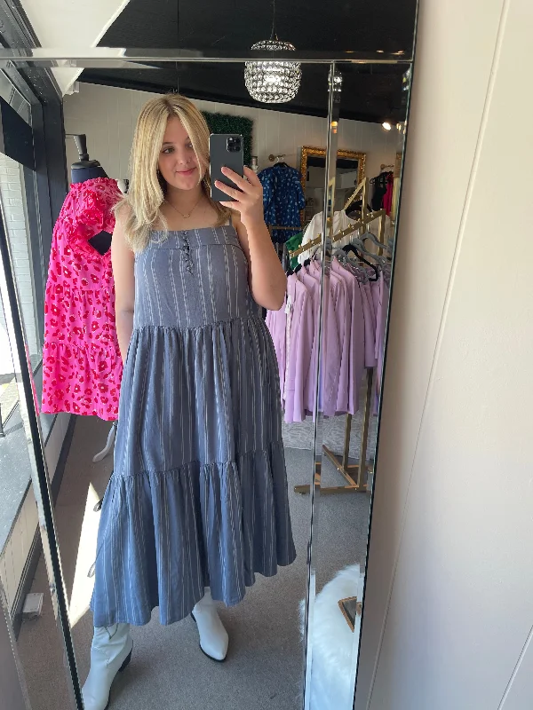 Savings Galore Pretty Girl Midi Dress