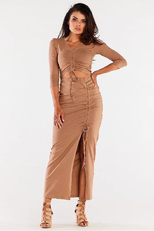beige