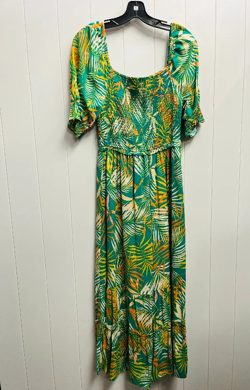 Last Chance Dress Casual Maxi By Betsey Johnson In Green, Size: M