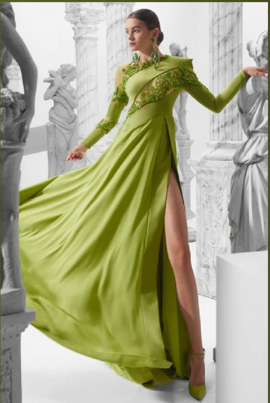 Get It Before It’s Gone Khaled & Marwan Couture RTW2023-03