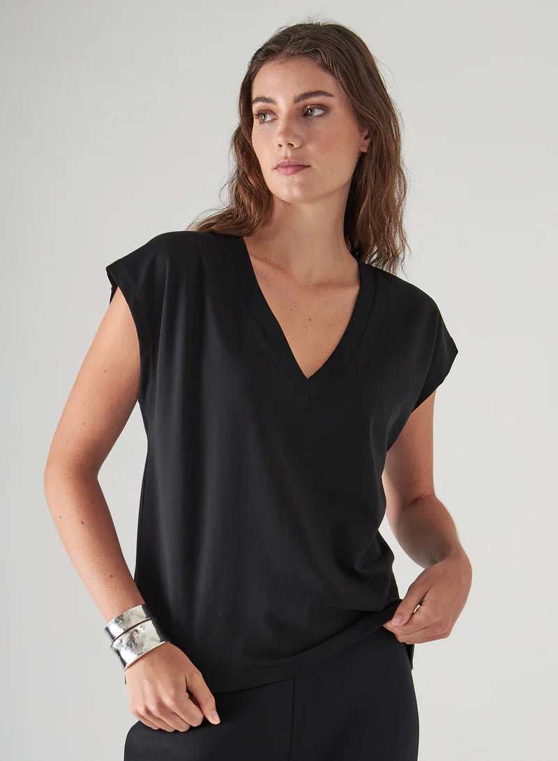 Today’s Deal Iconic V Neck Dolman Tee I Black