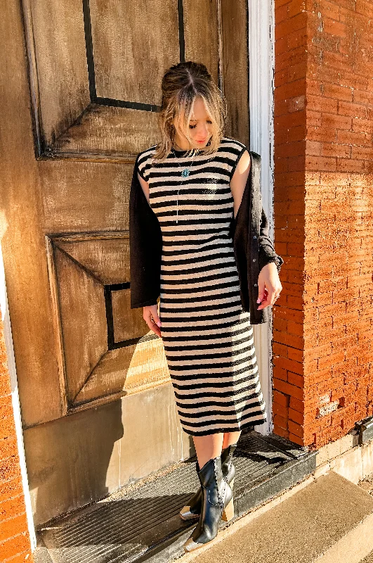 Amazing Deals Weekend Stripe Knit Dress