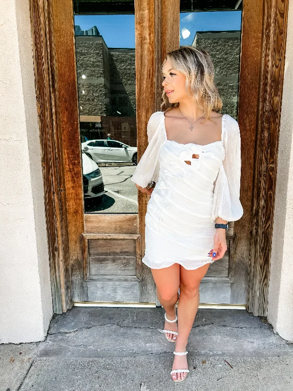 Lowest Prices White Sheen Bow Dress