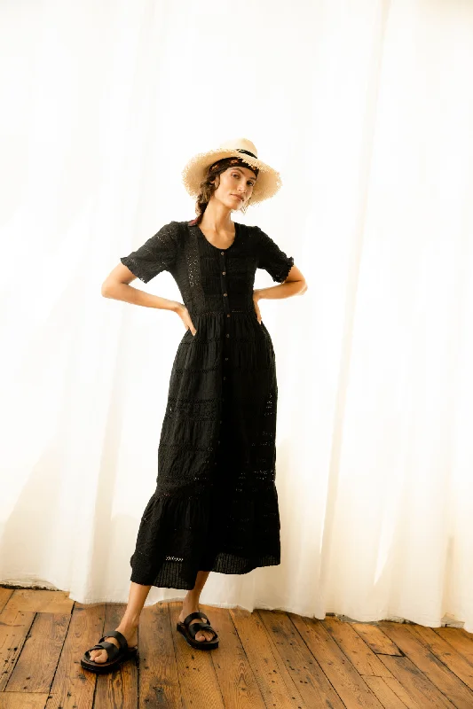Savings Alert Julieta Dress Black