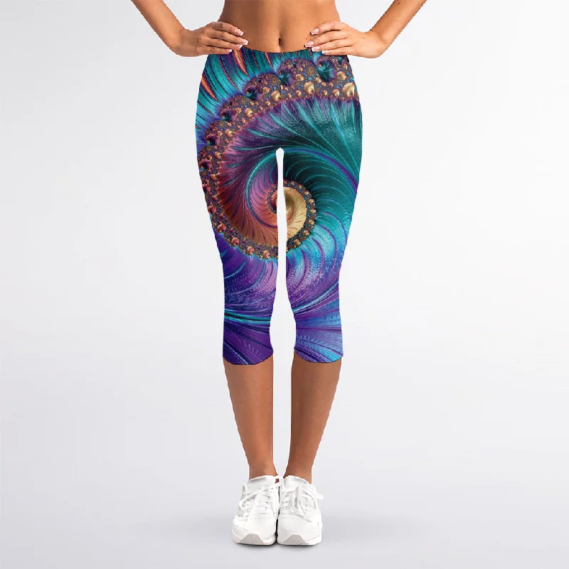 Huge Savings Abstract Fractal Print Women's Capri Leggings