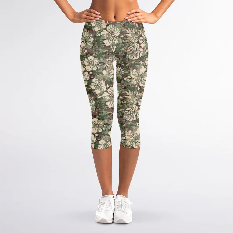 Markdown Madness Aloha Hawaiian Camo Flower Pattern Print Women's Capri Leggings