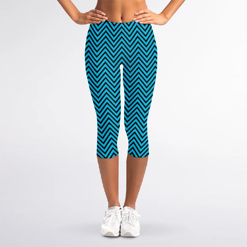 Bargain Prices Black And Blue Chevron Pattern Print Women's Capri Leggings