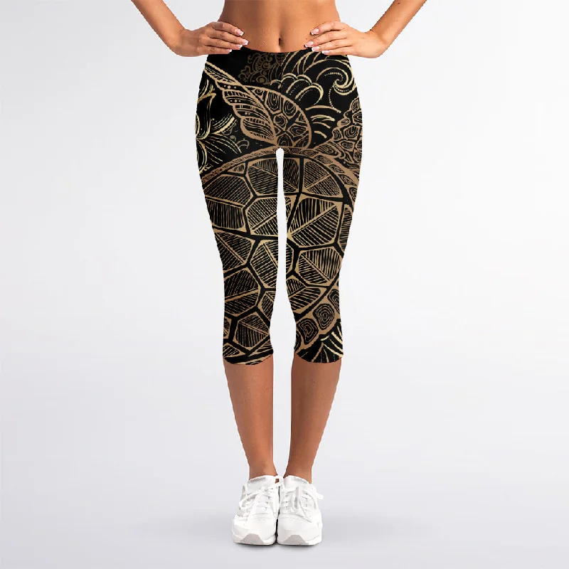 Special Price Black And Gold Sea Turtle Print Women's Capri Leggings