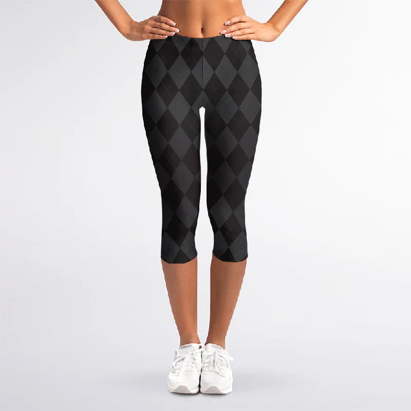 Early Access Black And Grey Argyle Pattern Print Women's Capri Leggings