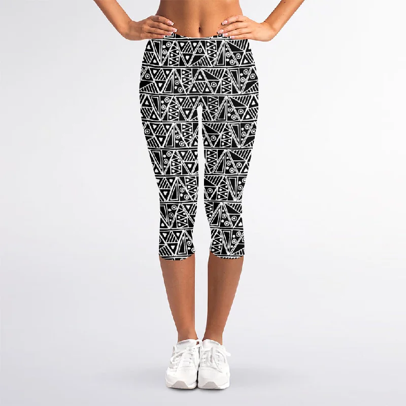 Flash Sale Black And White African Ethnic Print Women's Capri Leggings