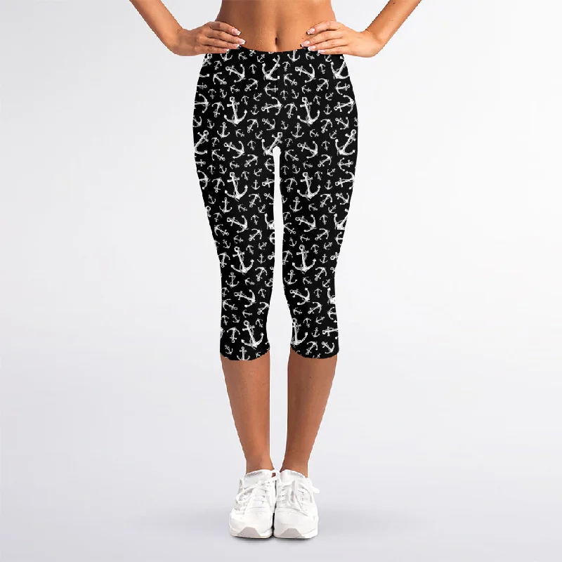Midnight Madness Black And White Anchor Pattern Print Women's Capri Leggings