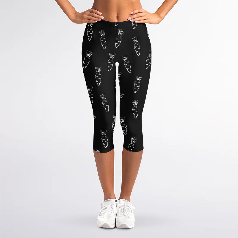 Blowout Deals Black And White Carrot Pattern Print Women's Capri Leggings