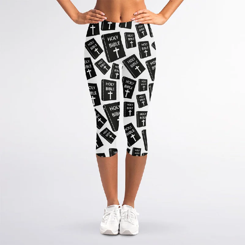 Final Clearance Black And White Holy Bible Pattern Print Women's Capri Leggings