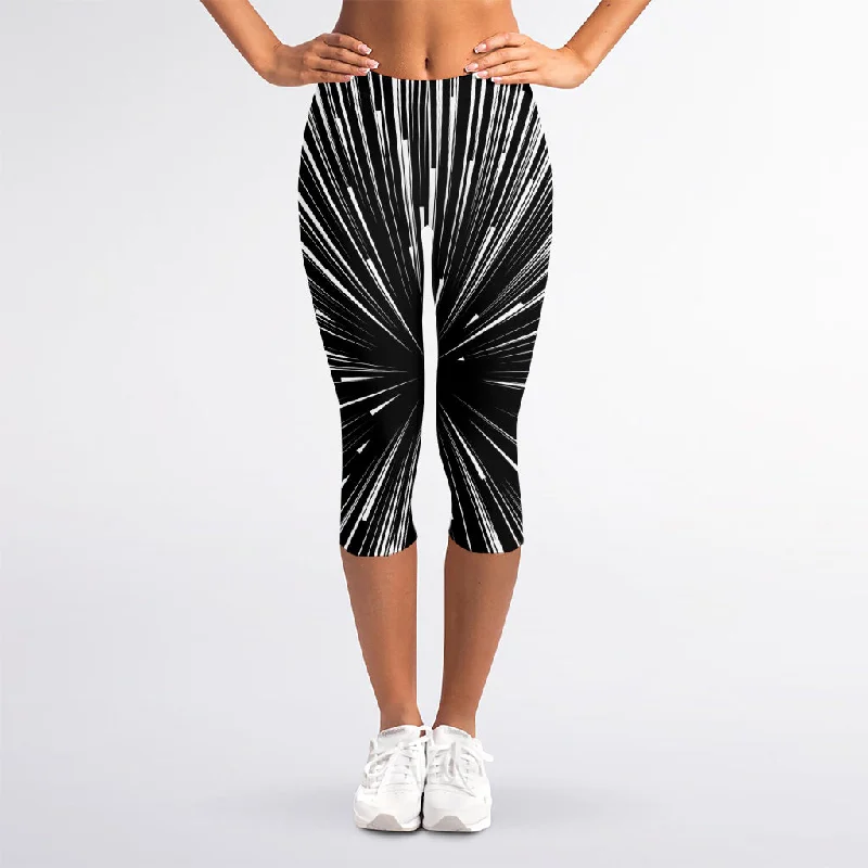 Lowest Price Black And White Hyperspace Print Women's Capri Leggings
