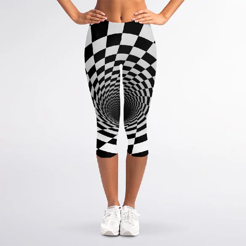 Huge Discounts Black And White Hypnotic Illusion Print Women's Capri Leggings