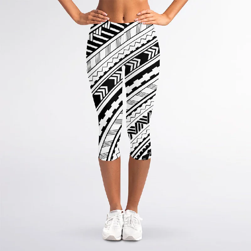 YEAR-End Sale Black And White Maori Polynesian Print Women's Capri Leggings