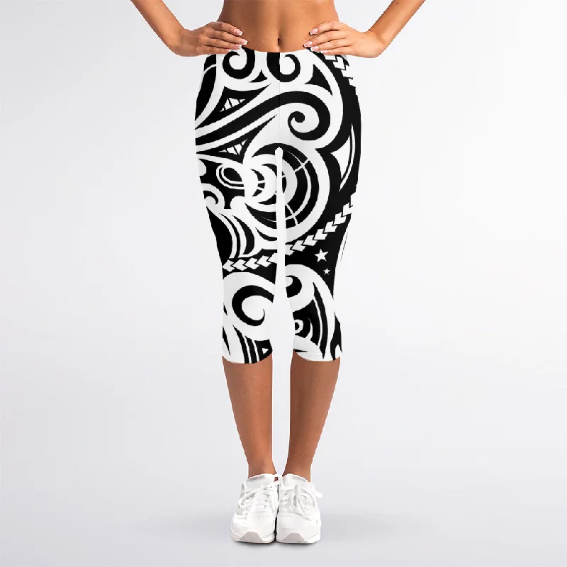 Get It Before It’s Gone Black And White Polynesian Tattoo Print Women's Capri Leggings