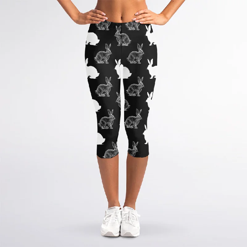 Don’t Miss Out Black And White Rabbit Pattern Print Women's Capri Leggings