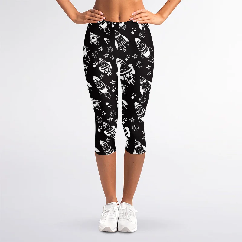Year-End Clearance Black And White Rocket Pattern Print Women's Capri Leggings