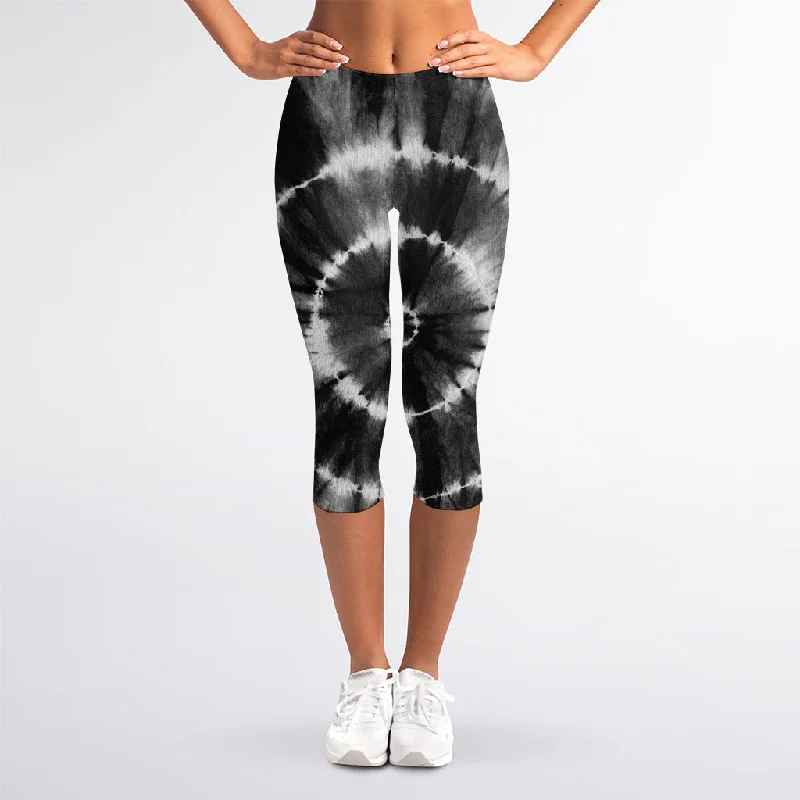 Price Cut Black And White Tie Dye Print Women's Capri Leggings