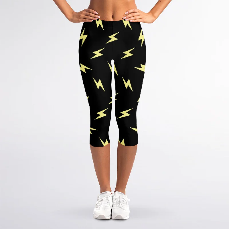 Crazy Deals Black And Yellow Lightning Pattern Print Women's Capri Leggings