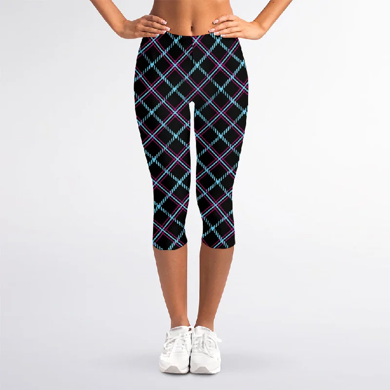 Discount Extravaganza Black Blue And Pink Tartan Pattern Print Women's Capri Leggings