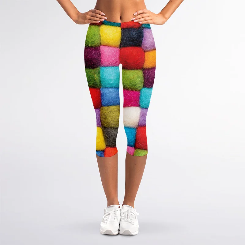 Colorful Yarn Balls Print Women's Capri Leggings