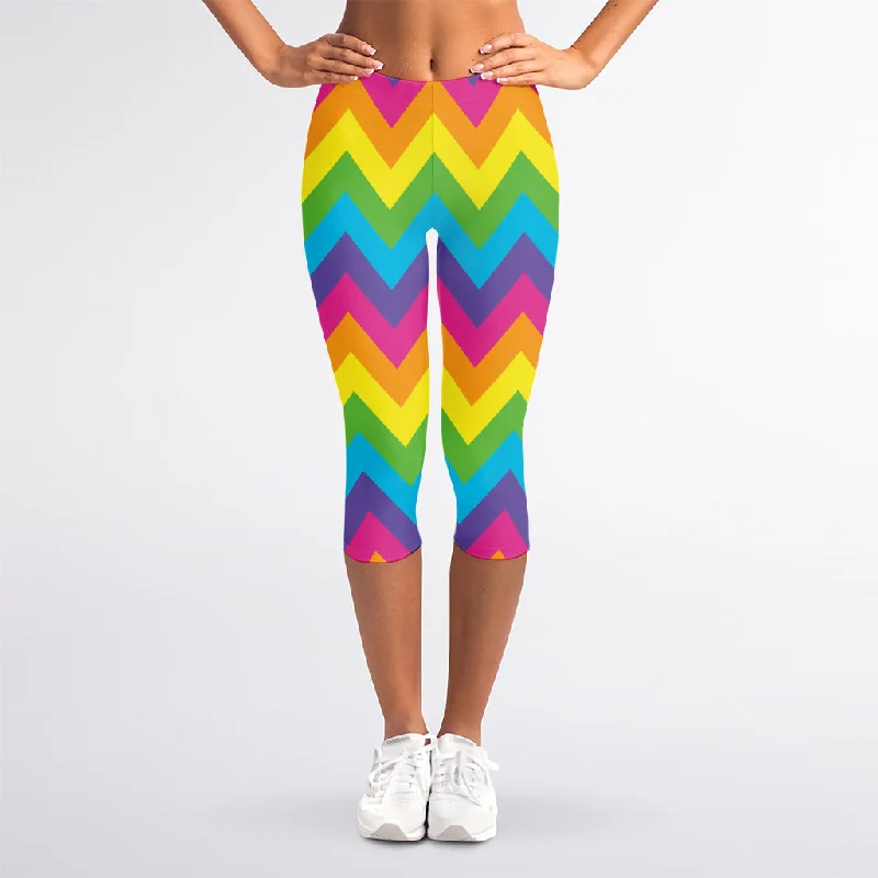 Colorful Zigzag Pattern Print Women's Capri Leggings