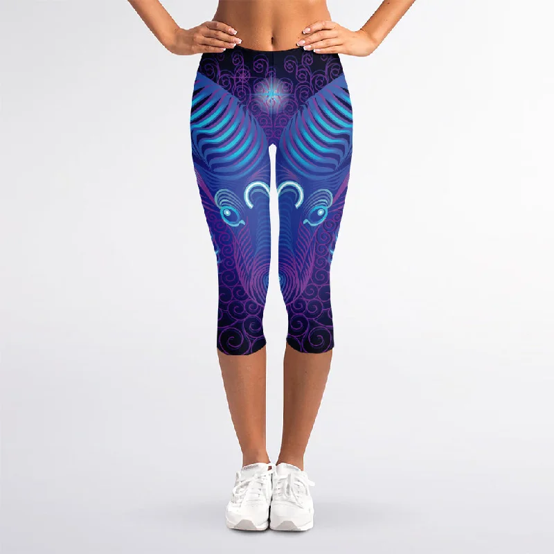 Dark Aries Zodiac Sign Print Women's Capri Leggings