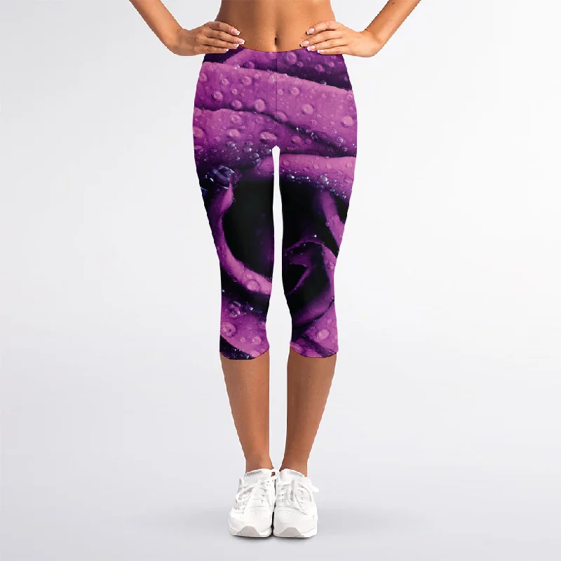 Dark Purple Rose Print Women's Capri Leggings