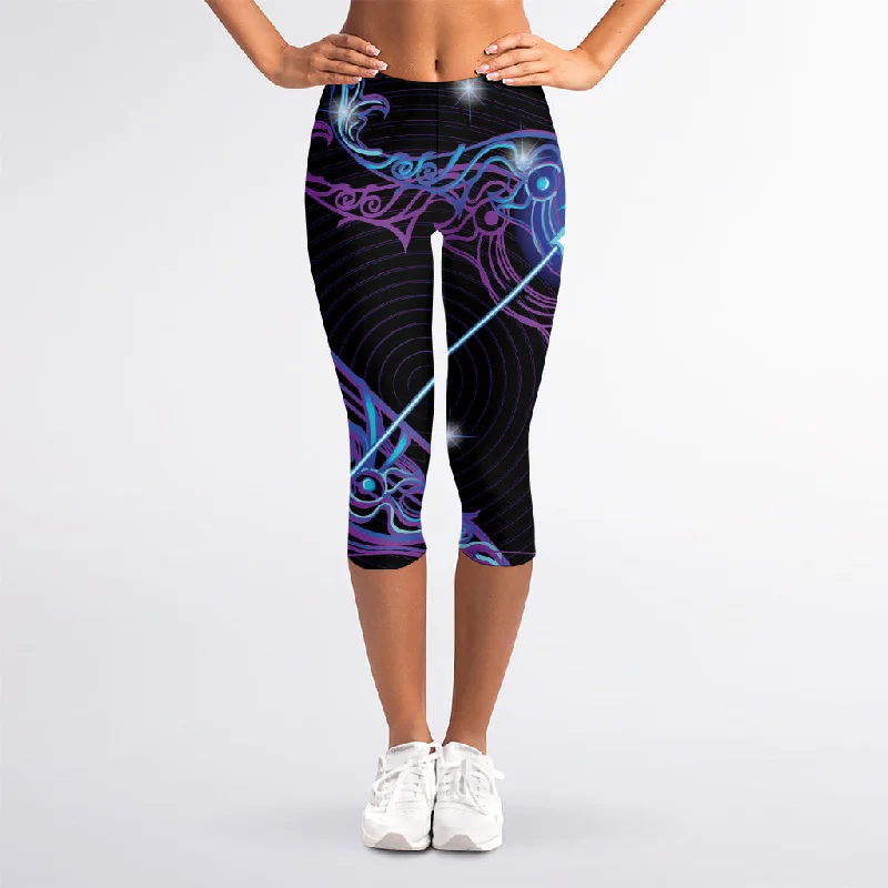 Dark Sagittarius Zodiac Sign Print Women's Capri Leggings