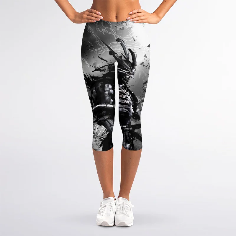 Dark Samurai Warrior Print Women's Capri Leggings