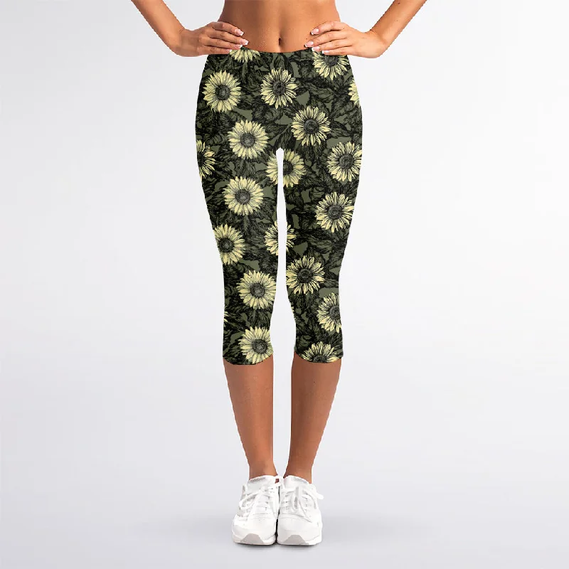 Dark Sunflower Pattern Print Women's Capri Leggings