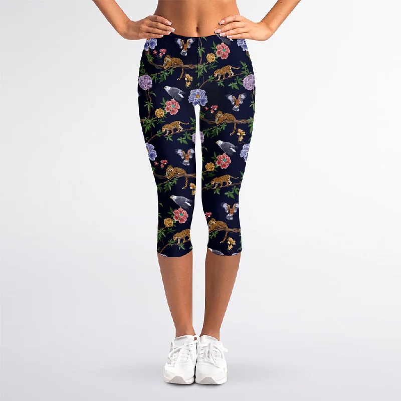 Eagle And Jaguar Pattern Print Women's Capri Leggings