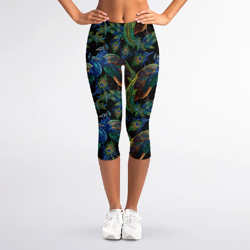 Embroidery Peacock Pattern Print Women's Capri Leggings