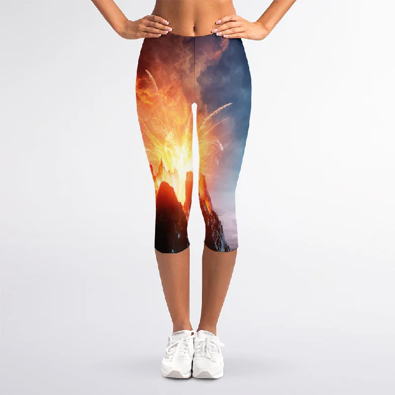 Erupting Volcano Print Women's Capri Leggings