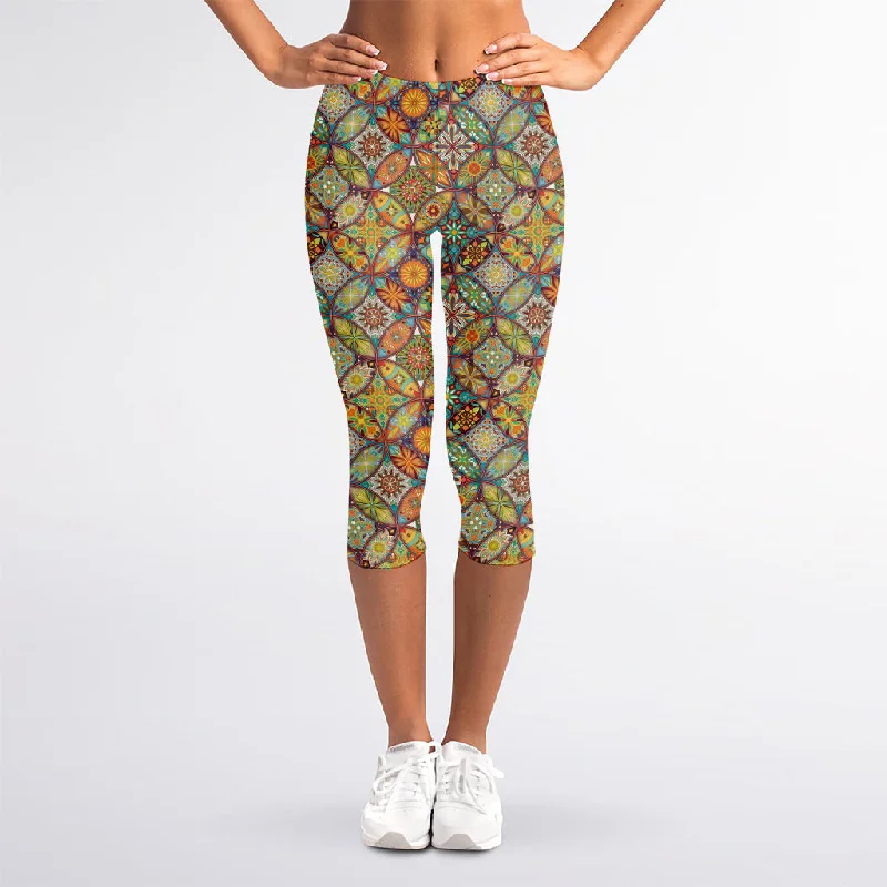 Ethnic Mandala Patchwork Pattern Print Women's Capri Leggings