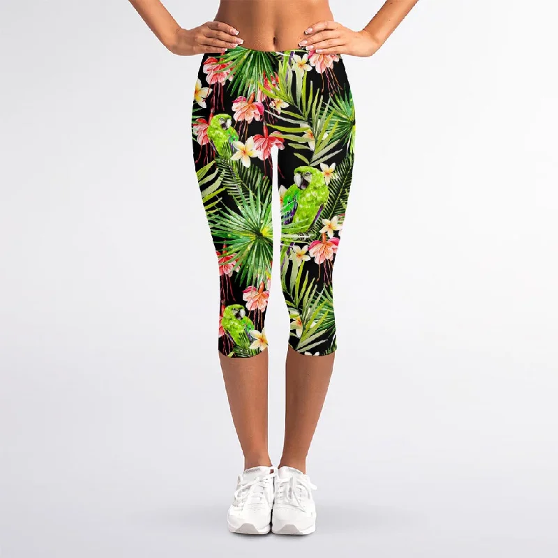Closeout Tropical Hawaiian Parrot Pattern Print Women's Capri Leggings