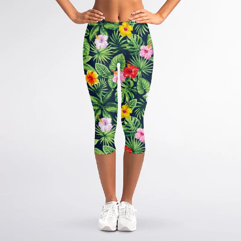 Bargain Prices Tropical Hibiscus Flowers Pattern Print Women's Capri Leggings