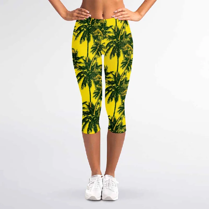 Discount Extravaganza Yellow Palm Tree Pattern Print Women's Capri Leggings