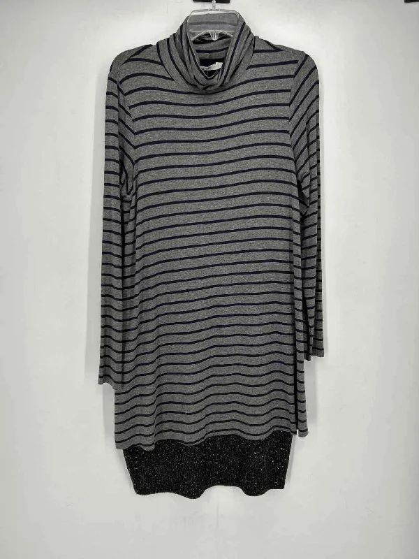 Bailey 44 Size L Gray Striped Dress