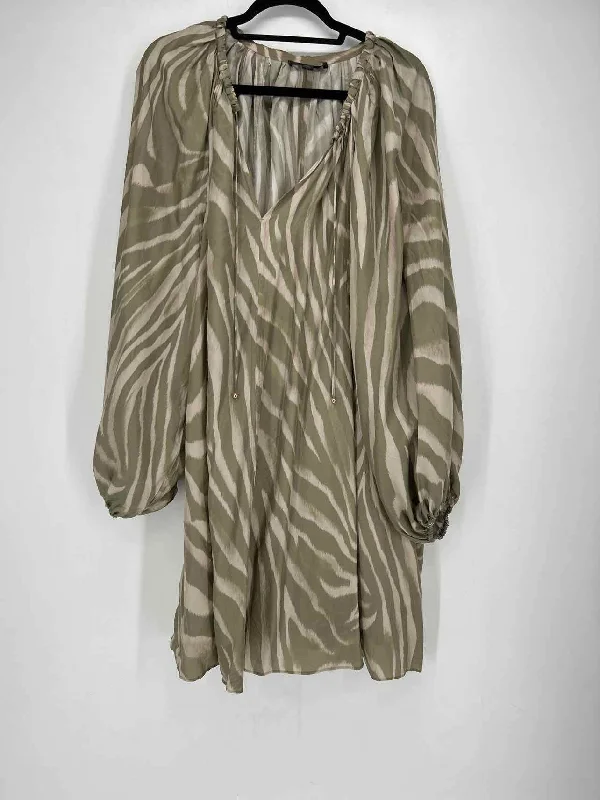 Banana Republic Size XL Green Print Dress