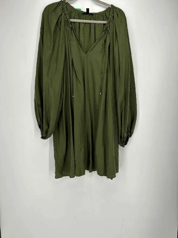 Banana Republic Size XL Olive Silk Dress